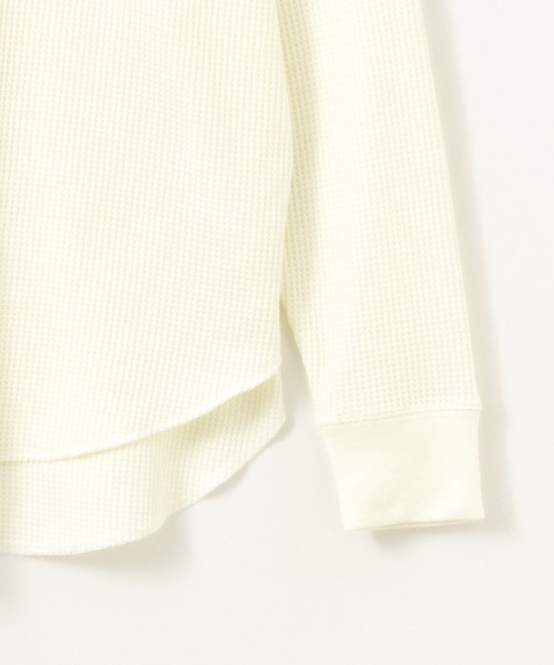 NAVY(ネイビー)の「NAVY ベーシック ワッフル長袖Tシャツ ロンT(Tシャツ/カットソー・レディース・オフホワイト/ベージュ/イエロー系その他/スミクロ・L/M/S/XL)」の17枚目の写真