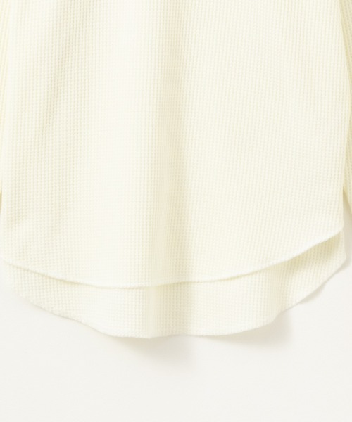 NAVY(ネイビー)の「NAVY ベーシック ワッフル長袖Tシャツ ロンT(Tシャツ/カットソー・レディース・オフホワイト/ベージュ/イエロー系その他/スミクロ・L/M/S/XL)」の18枚目の写真