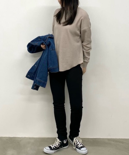 NAVY(ネイビー)の「NAVY ベーシック ワッフル長袖Tシャツ ロンT(Tシャツ/カットソー・レディース・オフホワイト/ベージュ/イエロー系その他/スミクロ・L/M/S/XL)」の20枚目の写真