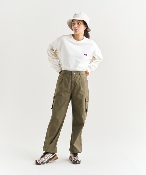 NANGA(ナンガ)の「ECO HYBRID BOX LOGO EMBROIDERY L/S TEE / エコハイブリッド ボックスロゴ エンブロイダリー ロングスリーブティー(Tシャツ/カットソー・メンズ・オレンジ/ホワイト/ブラック/ライトグレー/カーキ/サーモンピンク/グリーン/ダークネイビー・M/XL/L/S)」の19枚目の写真