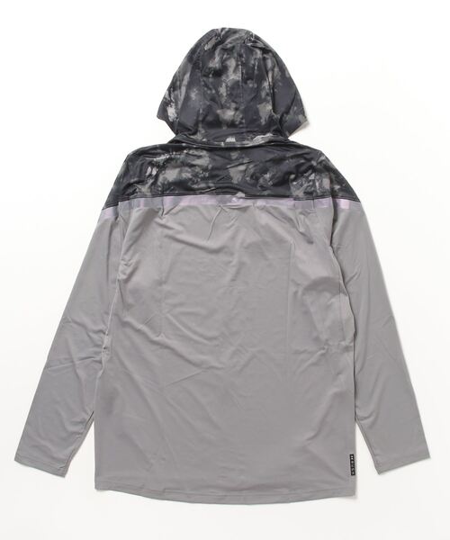UNDER ARMOUR(アンダーアーマー)の「UAラッシュ フルジップ フーディー プリント(トレーニング/メンズ)(Tシャツ/カットソー・メンズ・グレー・3XL/L/M/XL/S/XXL)」の2枚目の写真