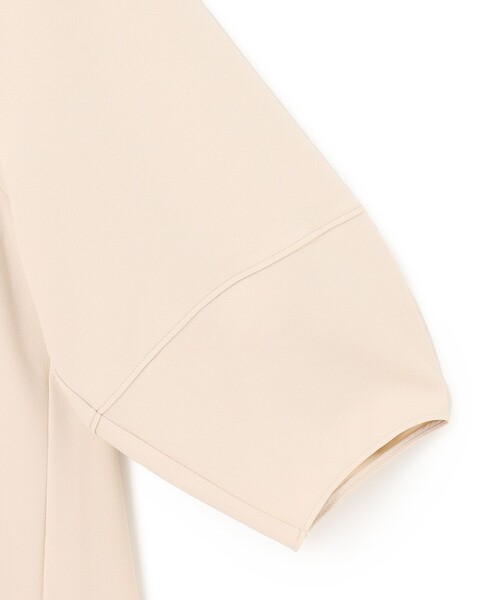 UNFILO（アンフィーロ）の「【VERY×UNFILOコラボ】BEAUTY MOVE 2WAYブラウス（シャツ/ブラウス・レディース・ネイビー系2/ブラック系2/アイボリー系・SMALL/MEDIUM）」の17枚目の写真