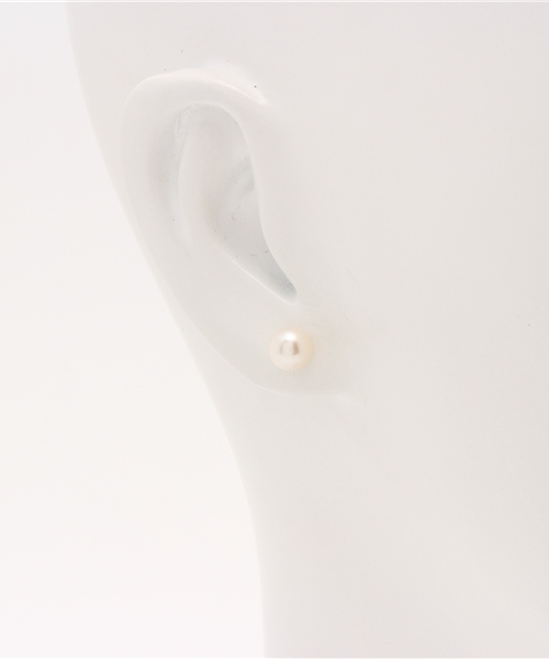 Ray BEAMS（レイビームス）の「◇Ray BEAMS / 淡水パール6mm ピアス（ピアス（両耳用）・レディース・ホワイト・ONE SIZE）」の4枚目の写真