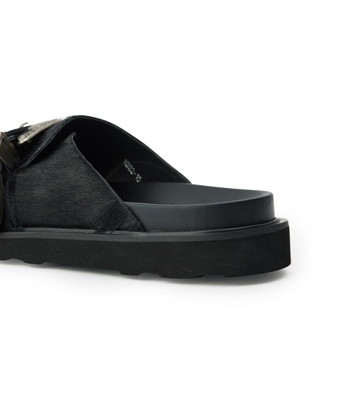 MOHI(モヒ)の「【MOHI(モヒ)】PONY/バックルサンダル(サンダル・レディース・ブラック・38/36/37)」の6枚目の写真