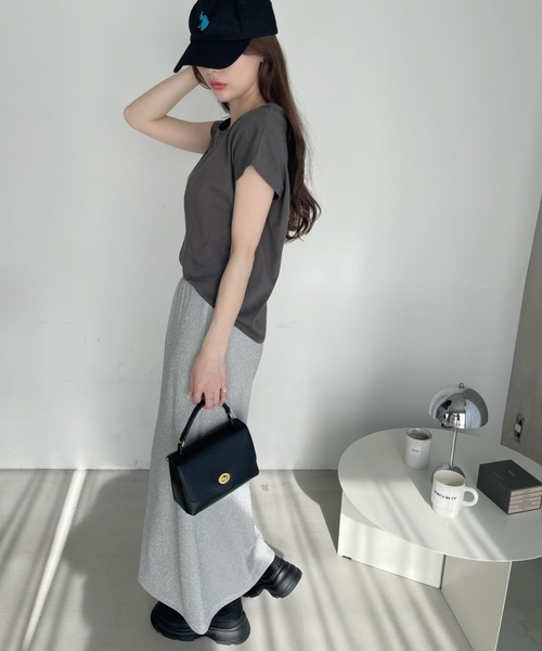 Ada.(エイダ)の「シャイニー ストレート スカート(スカート・レディース・シルバー/ブラック×シルバー/ブラック/ネイビー・M/S)」の22枚目の写真