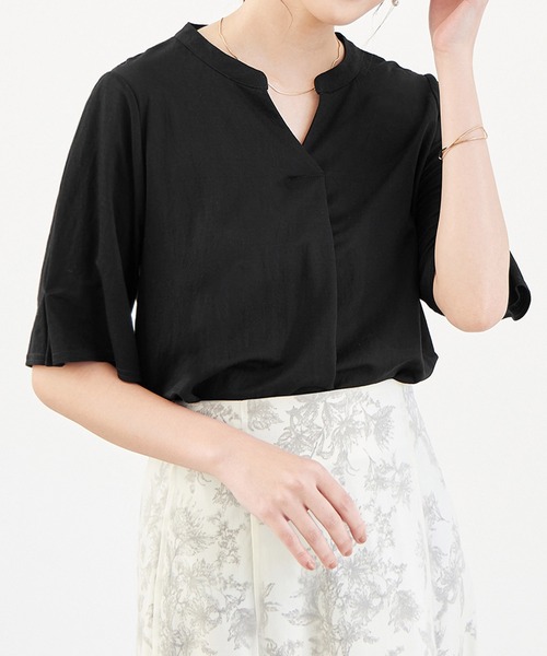 alotta(アロッタ)の「スキッパータック袖ブラウスカットソー(Tシャツ/カットソー・レディース・ブルー/ホワイト/ブラック/ライラック/ダークラベンダー・M/L/LL/3L)」の15枚目の写真