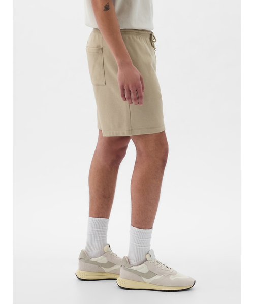 GAP（ギャップ）の「GAPアーチロゴ ショートパンツ(ユニセックス)（その他パンツ・メンズ・ベージュ/グレー/ブラック・M/S/XS/L/XL）」の6枚目の写真