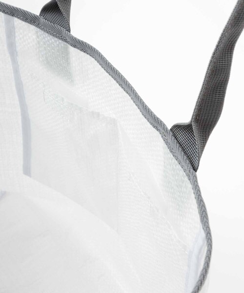 ADAM ET ROPE'（アダムエロペ）の「【TRAVEL COUTURE】レジャーFab Tote Bag（トートバッグ・メンズ・グレー/ホワイト・FREE）」の7枚目の写真