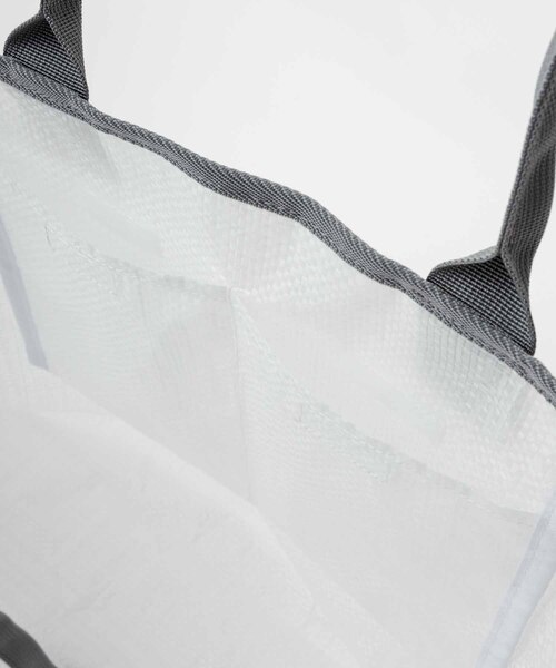 ADAM ET ROPE'（アダムエロペ）の「【TRAVEL COUTURE】レジャーFab Tote Bag（トートバッグ・メンズ・グレー/ホワイト・FREE）」の8枚目の写真