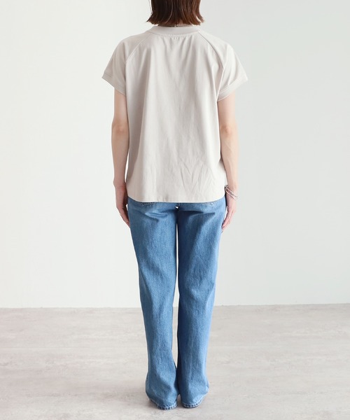 reca（レカ）の「シンプルちびロゴTシャツ（Tシャツ/カットソー・レディース・オフホワイト/ブラック/グレイッシュベージュ・FREE）」の21枚目の写真