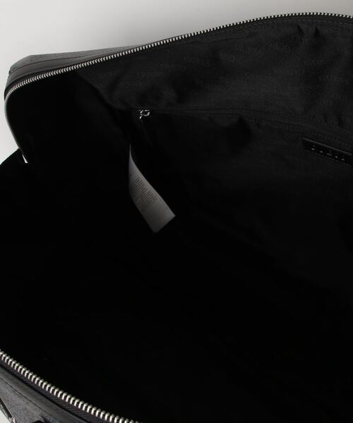 Guess（ゲス）の「VEZZOLA Smart Weekender ボストンバッグ（ボストンバッグ・メンズ・ライトベージュ/ブラック・ONE SIZE）」の7枚目の写真