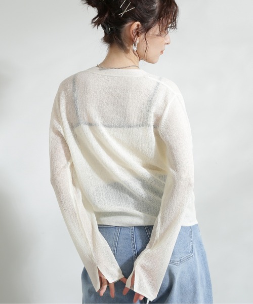 N.（N. Natural Beauty Basic）（エヌエヌナチュラルビューティーベーシック）の「◆Ｖネックシアーカーディガン（カーディガン/ボレロ・レディース・オフホワイト/チャコールグレー/レッド・MEDIUM）」の18枚目の写真