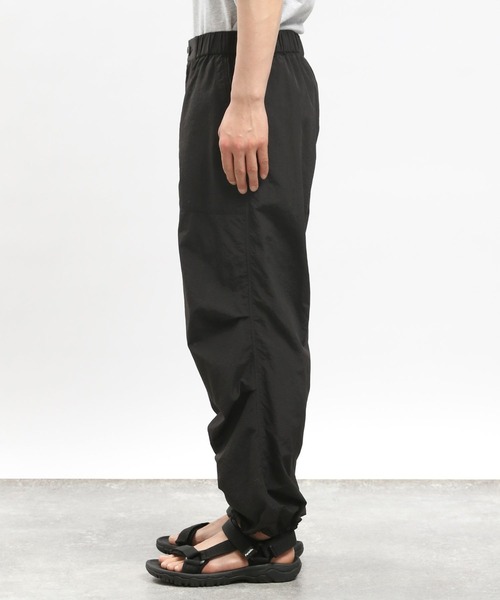 GLOBAL WORK Smile Seed Store（グローバルワーク スマイルシードストア）の「ライトウェイトパラシュートパンツ/100626（その他パンツ・メンズ・ブラック/ベージュ/ダークカーキ・SMALL/X-LARGE/LARGE/MEDIUM）」の15枚目の写真
