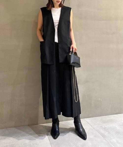 LE CIEL BLEU（ルシェルブルー）の「レースアップジレ / Lace-up Gilet（テーラードジャケット・レディース・ホワイト/ブラック・36）」の22枚目の写真