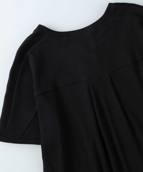 HONEYSUCKLE ROSE（ハニーサックルローズ）の「【HONEYSUCKLE ROSE】キーネック半袖リブＴシャツ（Tシャツ/カットソー・レディース・ブラック/ホワイト・M/L）」の5枚目の写真