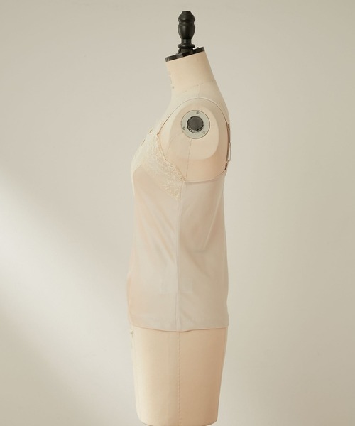 DEICY（デイシー）の「サテン×レースキャミ（キャミソール・レディース・ブラック/ベージュ/ベビーピンク・FREE）」の5枚目の写真