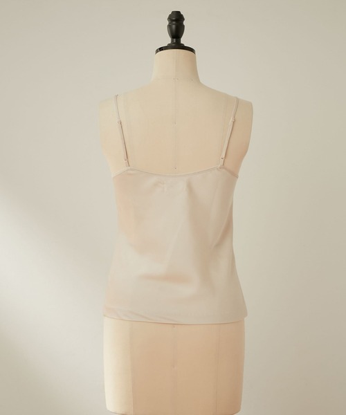 DEICY（デイシー）の「サテン×レースキャミ（キャミソール・レディース・ブラック/ベージュ/ベビーピンク・FREE）」の6枚目の写真