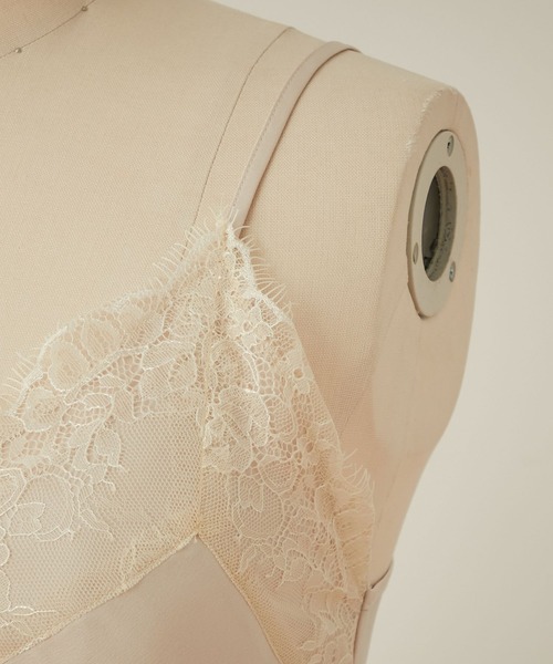 DEICY（デイシー）の「サテン×レースキャミ（キャミソール・レディース・ブラック/ベージュ/ベビーピンク・FREE）」の10枚目の写真