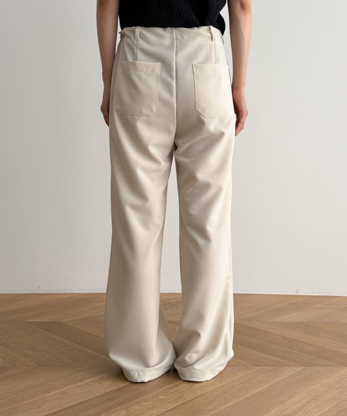 CANAL JEAN（キャナルジーン）の「BLUE BRICK　ストリングポケットスラックス（スラックス・レディース・チャコールグレー/ライトベージュ・2/1）」の15枚目の写真
