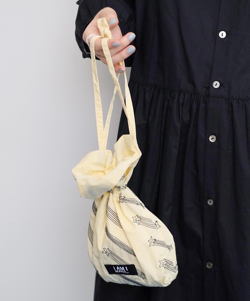 I am I in fact...（アイアムアイインファクト）の「●Twinkle star 刺繍バッグ（ハンドバッグ・レディース・ベージュ/チャコールグレー・FREE）」の6枚目の写真