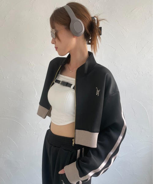 lilful(リルフル)の「【カップ付き】ベルトデザインキャミソール(キャミソール・レディース・ブラック/ブラウン/ホワイト/グレー・F)」の11枚目の写真