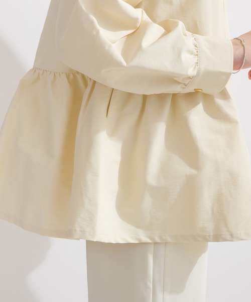 PICCIN（ピッチン）の「フリルマウンテンパーカー（マウンテンパーカー・レディース・アイボリー/ブラック/カーキ・M）」の5枚目の写真