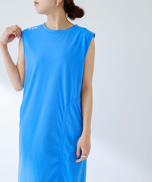 BILLABONG（ビラボン）の「BILLABONG　UTILITY GATHER ONEPIECE（ワンピース・レディース・ブラック/ブルー/ホワイト・MEDIUM）」の4枚目の写真