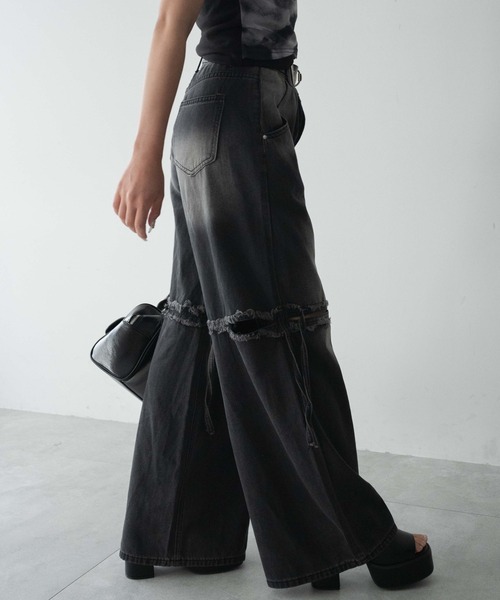dispark（ディスパーク）の「DISPARK/スリットダメージルーズデニム（デニムパンツ・レディース・ブルー系1/ブラック・LARGE/MEDIUM/SMALL）」の7枚目の写真