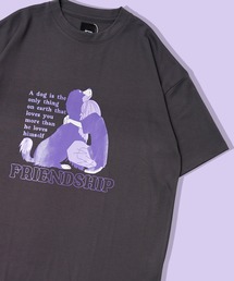 1111clothing（ワンフォークロージング）の「【unisex】光沢ラバー EMOイラスト Tシャツ / オーバーサイズ プリントTシャツ（Tシャツ/カットソー）」