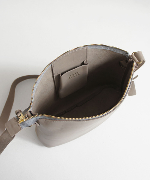 OIL SHRINK SHOULDER（ショルダーバッグ）｜TIDEWAY（タイドウェイ）の