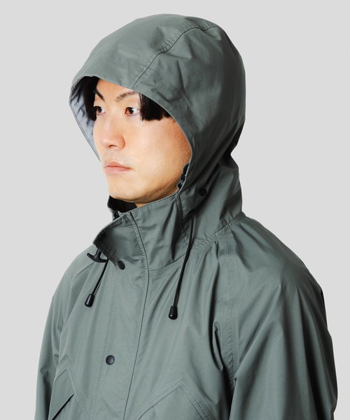 narifuri(ナリフリ)の「NFC 3レイヤーフルシームフィールドレインコート(ナイロンジャケット・メンズ・ダークネイビー/ライトオリーブ・LARGE/X-LARGE/SMALL/MEDIUM)」の12枚目の写真