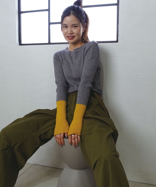 CORNERS（コーナーズ）の「バイカラースリーブリブニットプルオーバー（Tシャツ/カットソー・レディース・ベージュ/ターコイズブルー/グレー/カーキ/ブラック・M）」の2枚目の写真