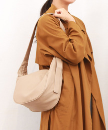 カシュカシュ cachecache / レザータッチソフトショルダーバッグ
