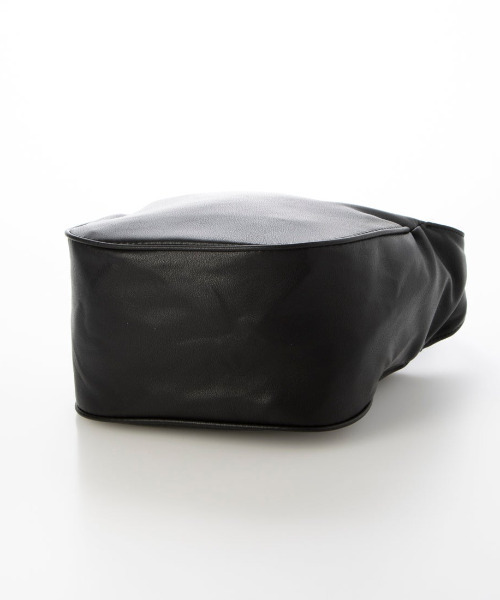 カシュカシュ cachecache / レザータッチソフトショルダーバッグ（ショルダーバッグ）｜cache cache（カシュ カシュ）