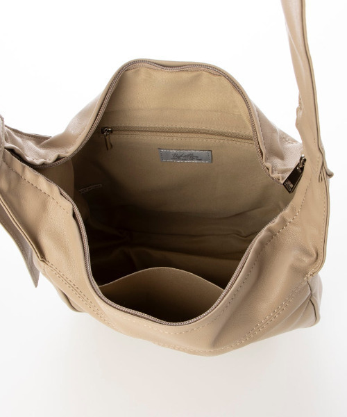 カシュカシュ cachecache / レザータッチソフトショルダーバッグ（ショルダーバッグ）｜cache cache（カシュ カシュ）