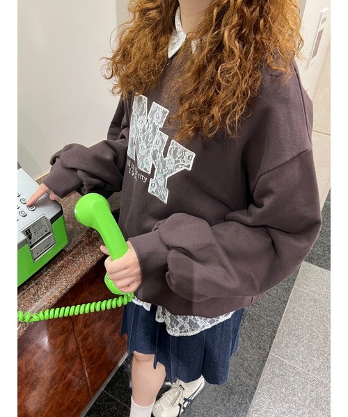 WC（ダブル シー）の「レースワッペンビッグスウェット（スウェット・レディース・チャコールグレー/ブラウン/ワインレッド・FREE）」の8枚目の写真