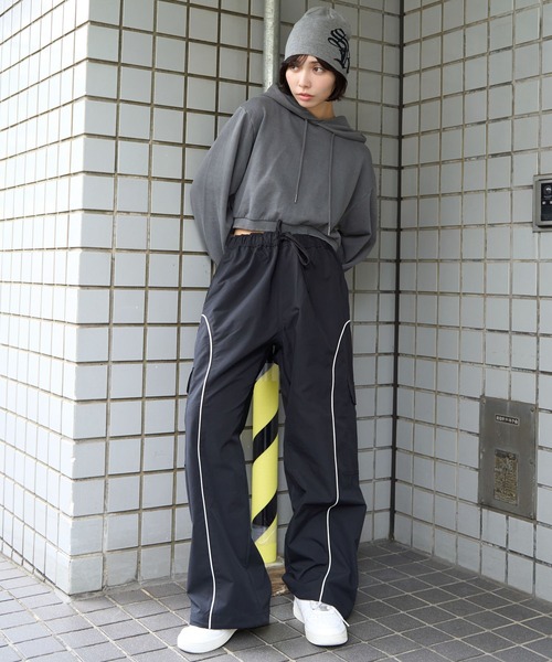 SHORT ROUND（ショートラウンド）の「SHORT ROUND/イージーパイピングカーゴパンツ（カーゴパンツ・メンズ・カーキ/ブラック・SMALL/MEDIUM）」の6枚目の写真