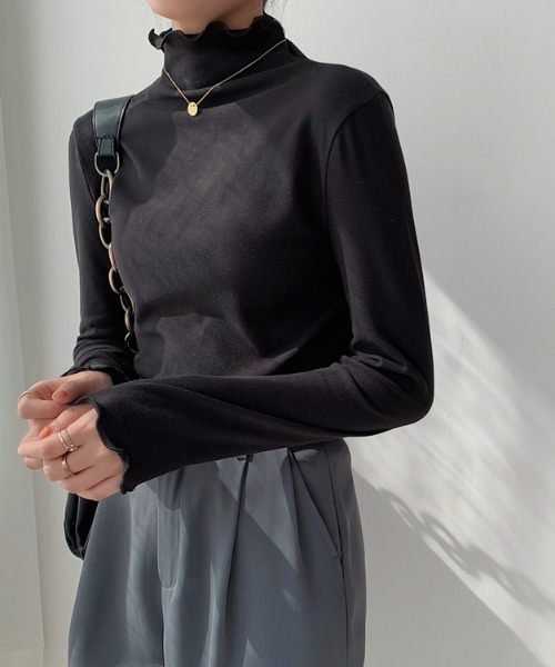 GEMEDA(ジェメダ)の「【新柄追加】ハイネックメローフリルロングT(Tシャツ/カットソー・レディース・ベージュ/ライトパープル/ブラック/ホワイト/ピンク/ライトグリーン/ベージュ系その他/ブラック系・M)」の3枚目の写真