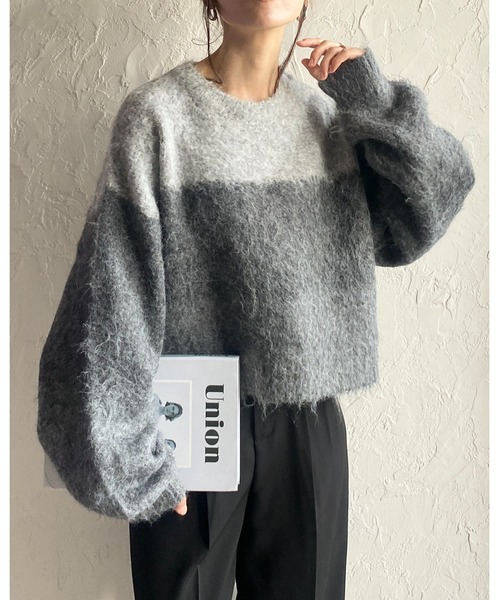 She's Closet(シーズクローゼット)の「グラデーションバイカラー長袖ショート丈シャギーニット(ニット/セーター・レディース・ベージュ/チャコールグレー/ブルー・FREE)」の10枚目の写真