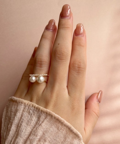 ciite'（シーテ）の「ビジューダブルパール リング（リング・レディース・シルバー/ゴールド/ピンクゴールド・FREE）」の2枚目の写真