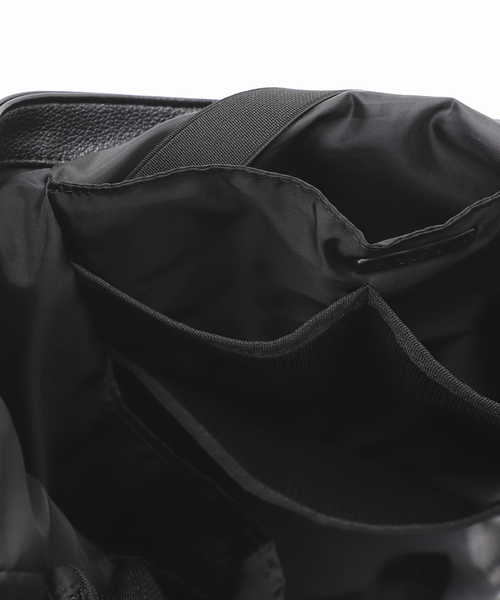 SLOBE IENA（スローブイエナ）の「《WEB限定/追加2》s.oyamada*SLOBE フェイクレザーBAG（クラッチバッグ・レディース・ブラック・FREE）」の16枚目の写真