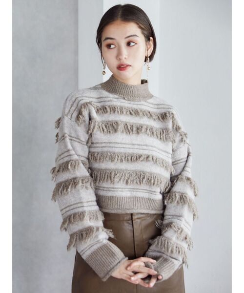 MURUA（ムルーア）の「ランダムフリンジニット（ニット/セーター・レディース・アイボリー/ブラウン/グリーン・FREE）」の7枚目の写真