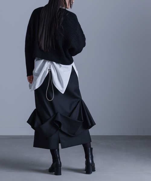 kOhAKU（コハク）の「『タックドレープナロースカート』（スカート・レディース・ブラック/グレー・2/1）」の6枚目の写真