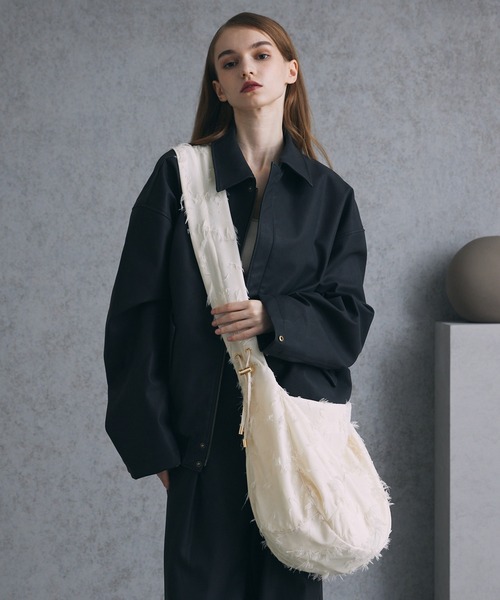 Spielio（シュピーリオ）の「【Spielio】fringe gathered shoulder bag/フリンジギャザーショルダーバッグ（ショルダーバッグ・メンズ・ブラック/オフホワイト・FREE）」の9枚目の写真