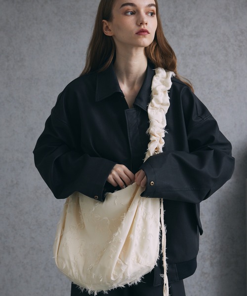 Spielio（シュピーリオ）の「【Spielio】fringe gathered shoulder bag/フリンジギャザーショルダーバッグ（ショルダーバッグ・メンズ・ブラック/オフホワイト・FREE）」の14枚目の写真