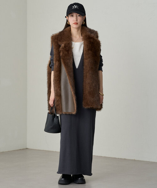 LOUNGEDRESS（ラウンジドレス）の「リバーシブルフェイクファー