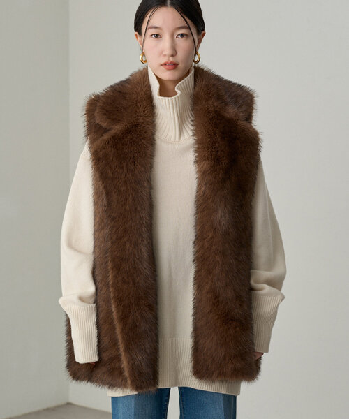 LOUNGEDRESS（ラウンジドレス）の「リバーシブルフェイクファー