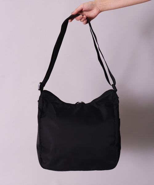 Red Cap Girl（レッドキャプガール）の「(LG)【Red Cap Girl】アクリルキーホルダー付き ショルダーバッグ（ショルダーバッグ・メンズ・ブラック・ONE SIZE）」の10枚目の写真