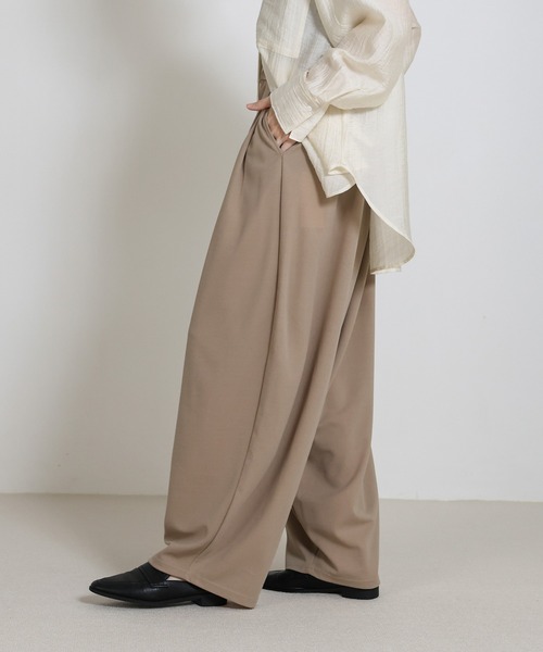 select MOCA(セレクトモカ)の「カットジョーゼットバルーンスラックス(スラックス・レディース・グレー/ブラック/ベージュ・MEDIUM/LARGE/SMALL)」の3枚目の写真