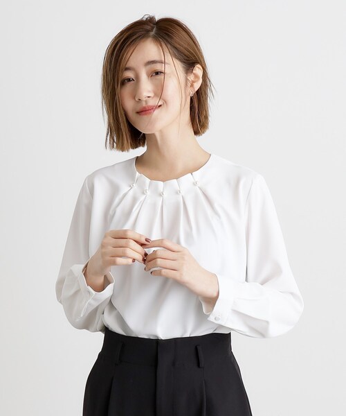 grove(グローブ)の「◆パール調タックブラウス(シャツ/ブラウス・レディース・ナチュラル/オフホワイト・03/02/01/04/05)」の17枚目の写真